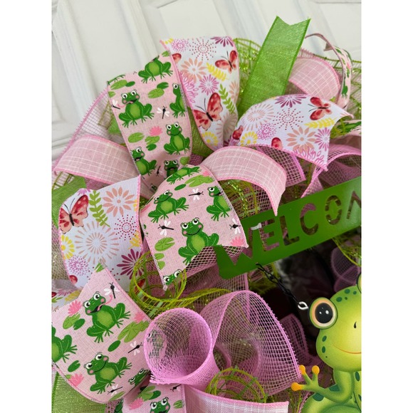 Welcome Frog Mesh Ribbon Spring & Summer Wreath Front Door Hanger Home Decor - Picture 4 of 8